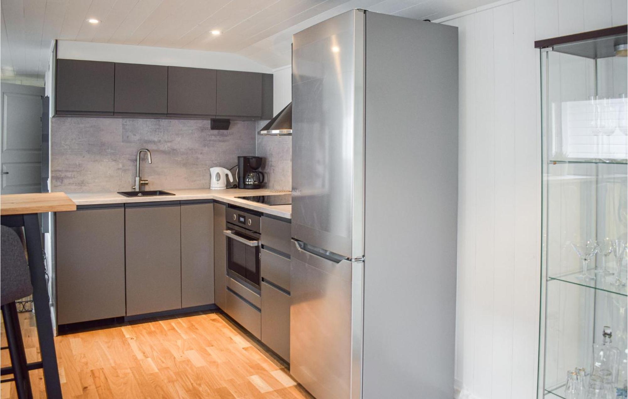 Gorgeous Home In Borgholm With Wifi Εξωτερικό φωτογραφία